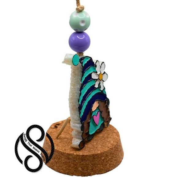 Purple Glitter Gnome Silicone Freshie Mold – Heart Detail & Hat Bow 💜 - Picture 6 of 6